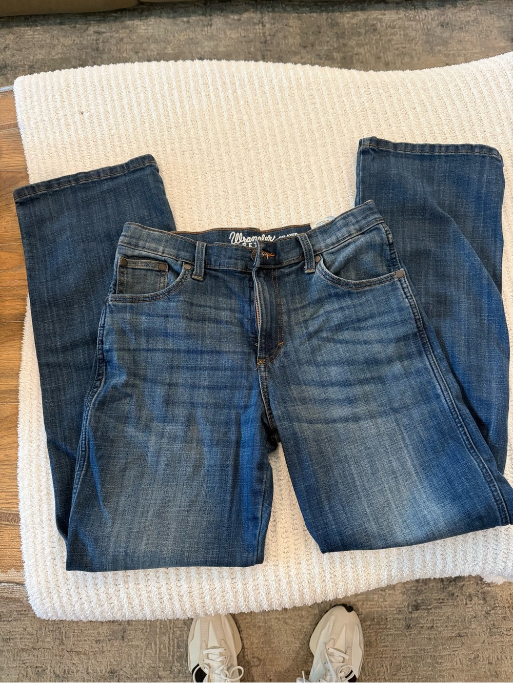 Wrangler Size 16 Relaxed Boot cut Blue Denim Jeans